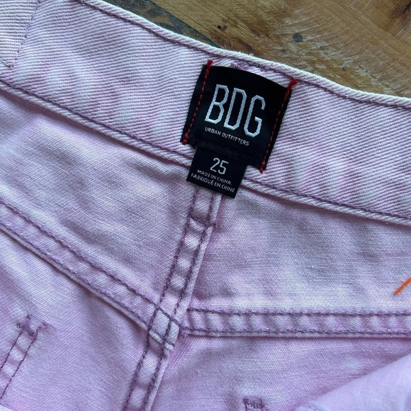 BDG Pink High Rise Distressed Raw Hem Shorts - Picture 9 of 10